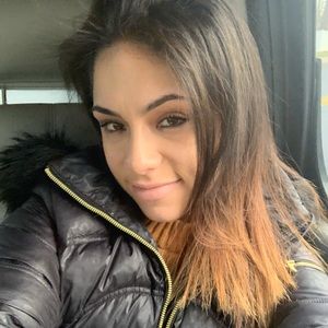 Meet your Posher, Christina